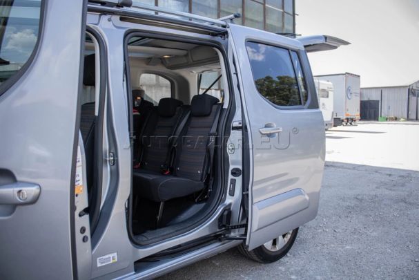 Opel Combo Life Innovation 81 kW image number 23