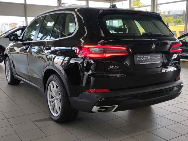 BMW X5 45e xDrive 290 kW image number 4