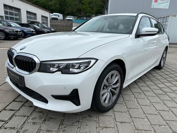 BMW 320d xDrive 140 kW image number 1