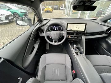 Car image 11