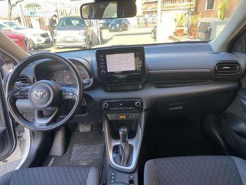 Car image 12