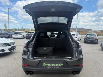 Car image 35