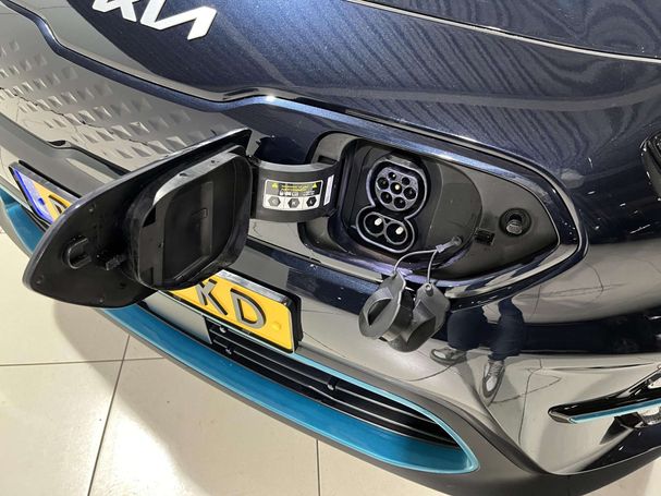 Kia Niro e 64 kWh 150 kW image number 13