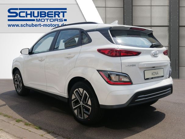 Hyundai Kona 100 kW image number 3