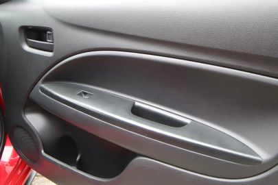 Car image 49