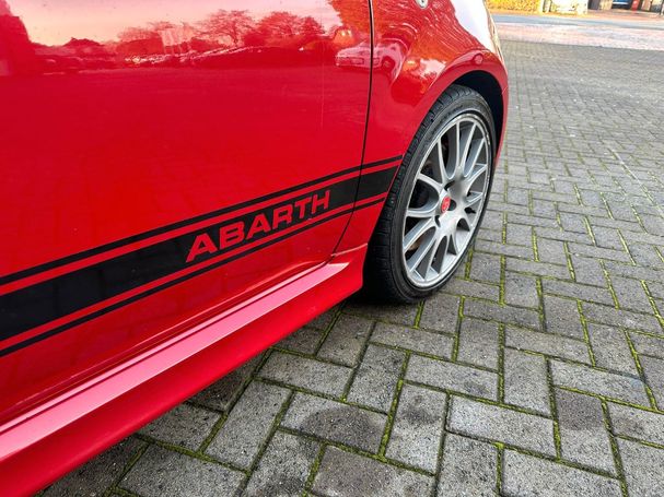 Abarth 500 T 595 Competizione 132 kW image number 16