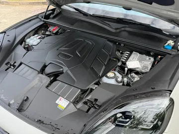 Car image 47