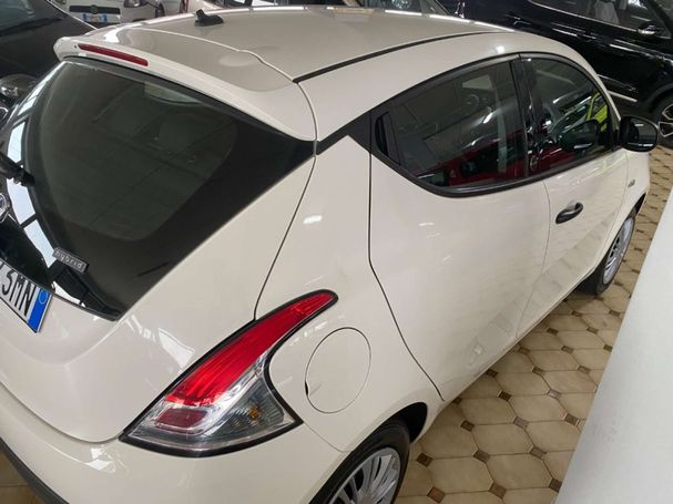 Lancia Ypsilon 51 kW image number 4