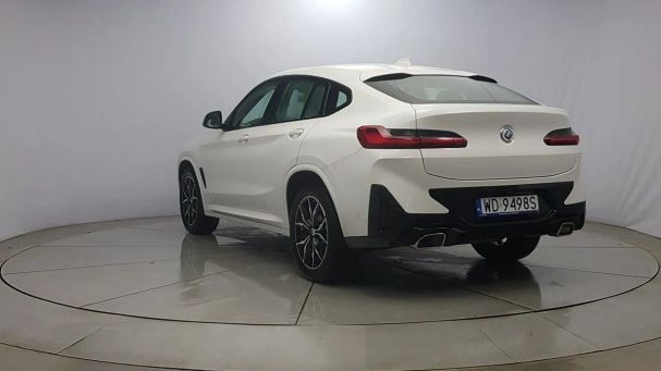 BMW X4 xDrive 140 kW image number 4