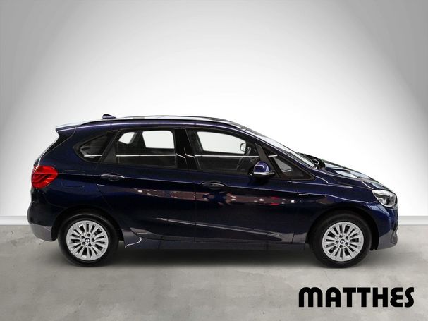 BMW 218i Active Tourer Advantage 103 kW image number 2