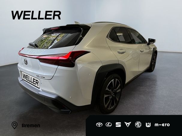 Lexus UX 250h 135 kW image number 18