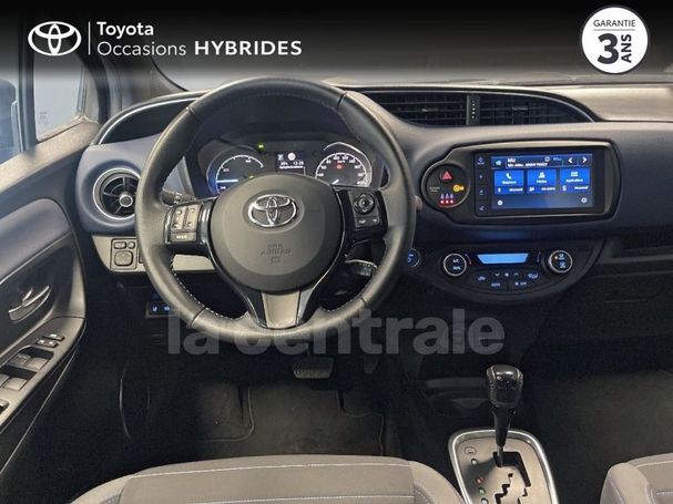 Toyota Yaris Hybrid 55 kW image number 15