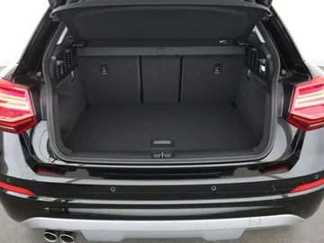 Car image 27