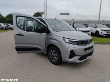 Car image 36