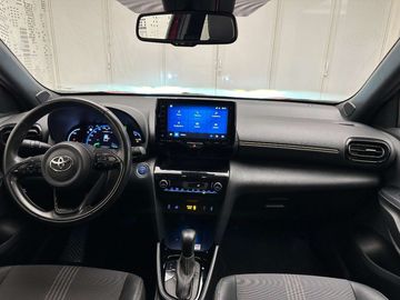 Car image 10