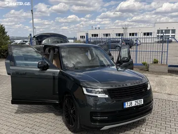 Car image 22