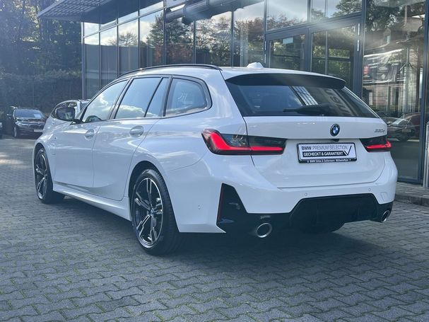 BMW 330e Touring 215 kW image number 4