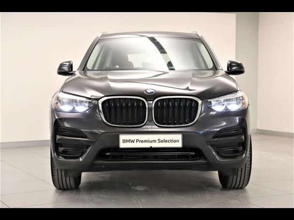 BMW X3 xDrive20i 137 kW image number 2