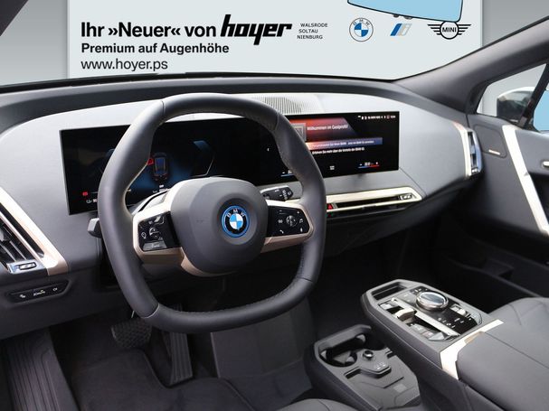 BMW iX xDrive40 240 kW image number 5