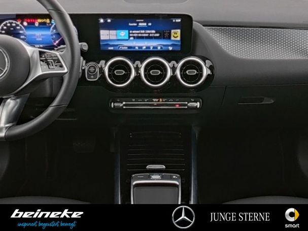 Mercedes-Benz GLA 180 100 kW image number 8