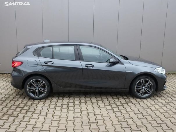 BMW 118d Sport Line 110 kW image number 7