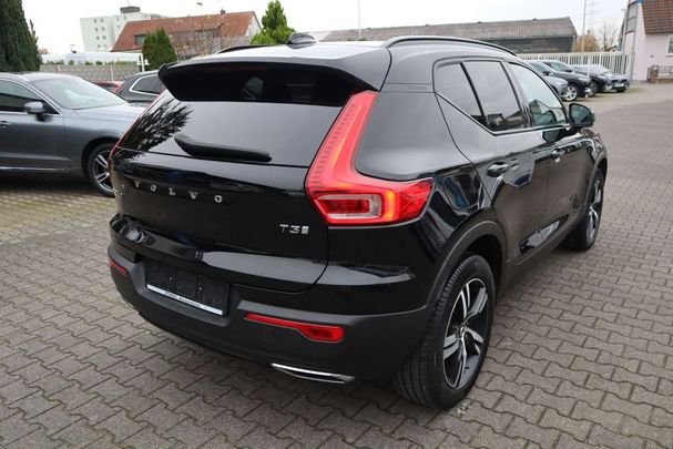 Volvo XC40 T3 115 kW image number 7