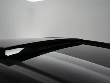 Car image 36