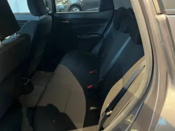 Car image 25