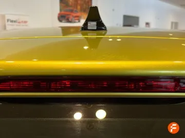 Car image 32