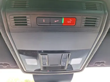 Car image 33