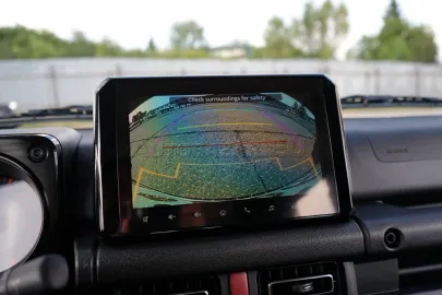 Car image 43