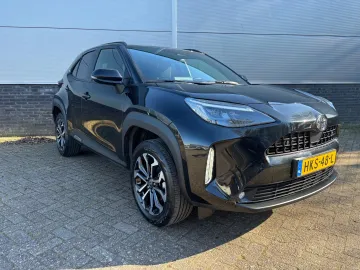 Car image 19