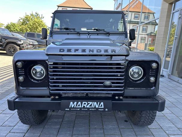 Land Rover Defender 110 TD 90 kW image number 3