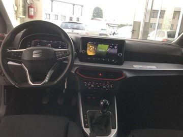 Car image 11