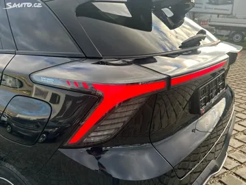 Car image 21