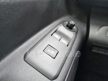 Car image 38