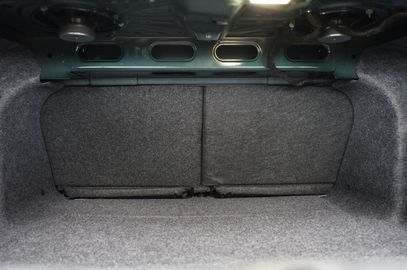 Car image 37