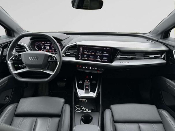 Audi Q4 45 quattro e-tron S-line 195 kW image number 10