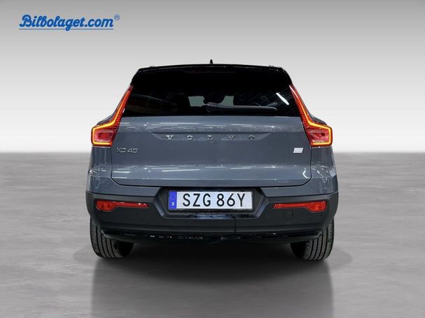 Volvo XC40 R Recharge T4 Design 157 kW image number 4