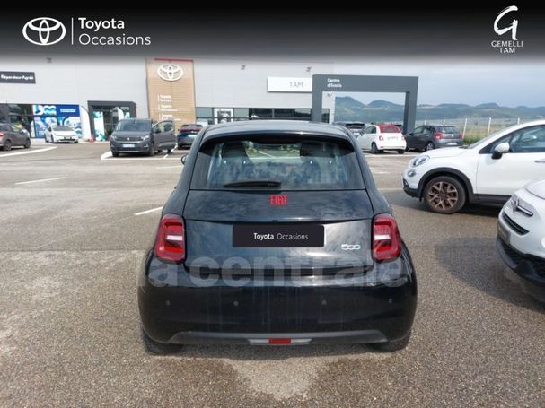 Fiat 500 e 88 kW image number 16