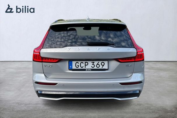 Volvo V60 B4 Plus 147 kW image number 2