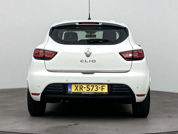 Renault Clio 1.2 16V 75 LIMITED 54 kW image number 4