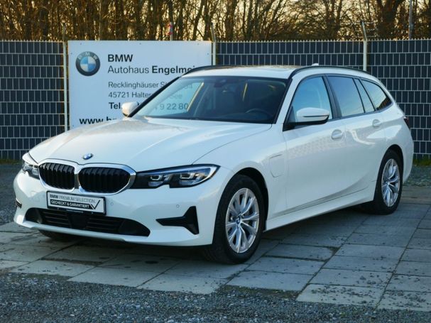 BMW 330 Touring 185 kW image number 1