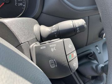 Car image 33