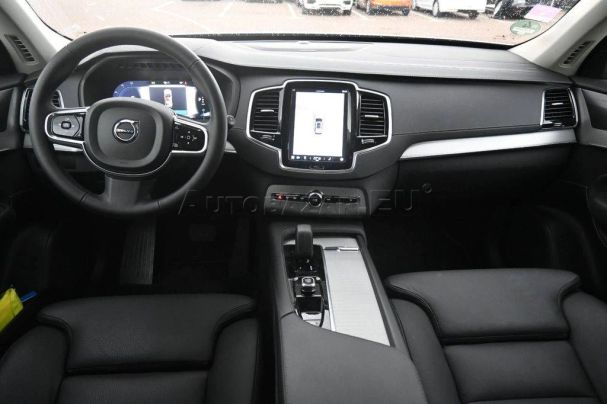 Volvo XC90 B5 AWD Plus 173 kW image number 9