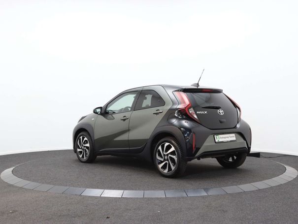 Toyota Aygo X 1.0 VVT-i 53 kW image number 2