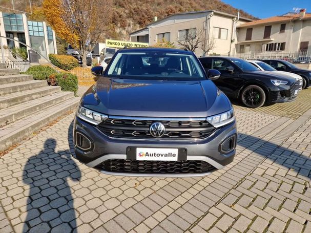 Volkswagen T-Roc 1.5 TSI DSG 110 kW image number 2