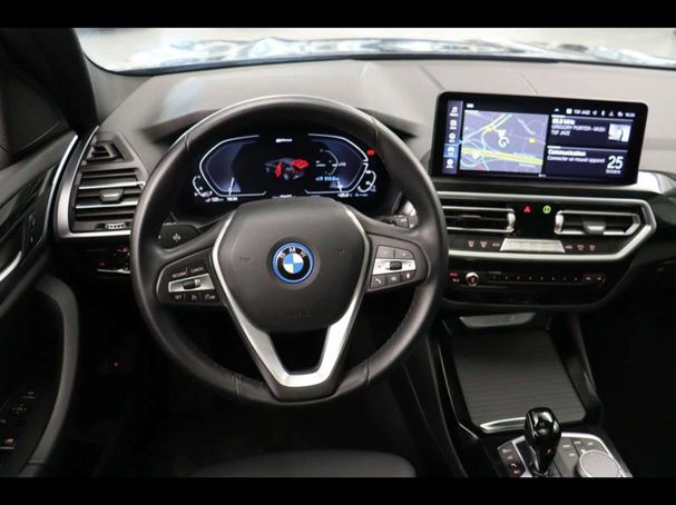 BMW X3 xDrive 137 kW image number 12