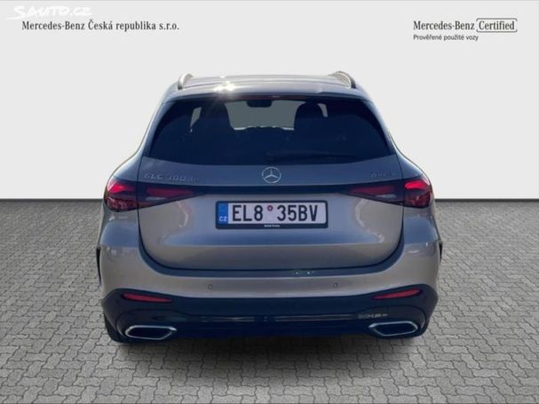 Mercedes-Benz GLC 300 de AMG 245 kW image number 6