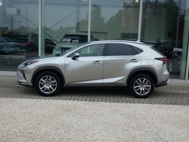 Lexus NX 300 h AWD 145 kW image number 4